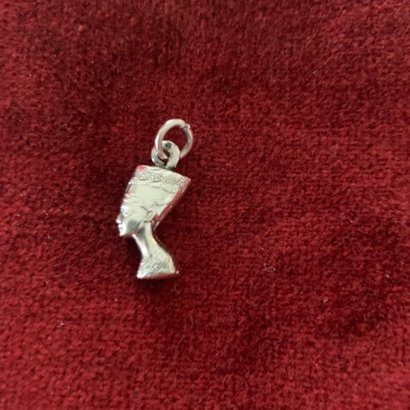 🆕 Sterling Silver Egyptian pendant - Picture 2 of 2